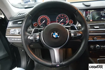 청주 BMW F01 740d M핸들 + 신형i드라이브 조그다이얼 + 트렁크버튼 + 유라이브G1플러스블랙박스 + 코딩 / 충북 청주 청원