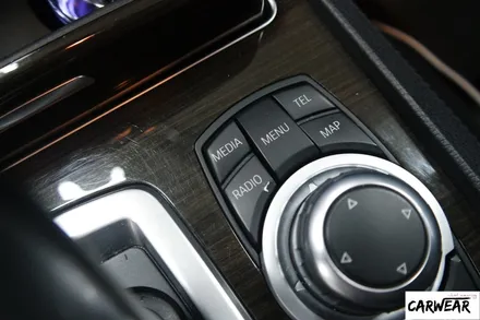 청주 BMW F01 740d M핸들 + 신형i드라이브 조그다이얼 + 트렁크버튼 + 유라이브G1플러스블랙박스 + 코딩 / 충북 청주 청원