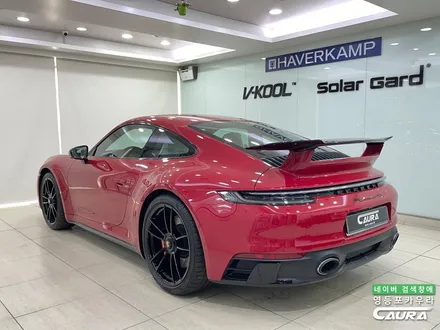 포르쉐 911 GTS 카민레드 찰떡 옵션 선택 전체 PPF 앞유리 돌빵 무적 윈드실드 하버캠프 세라믹본드 틴팅 아이나비 블랙박스 보조배터리 영등포 카우라 후기 실내PPF 성지 / 서울 영등포구 양평동5가