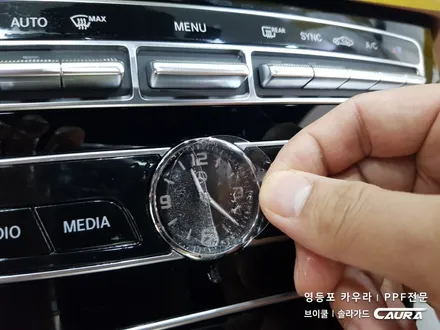 벤츠 e클래스 센터페시아 ppf 시공 대표가 직접 시공하는 실내 ppf 브이쿨 신차패키지 e450 신차패키지 카우라 브이쿨 오너프로 영등포 ppf1인시공 샌터페시아 ppf 목동 / 서울 영등포구 양평동5가