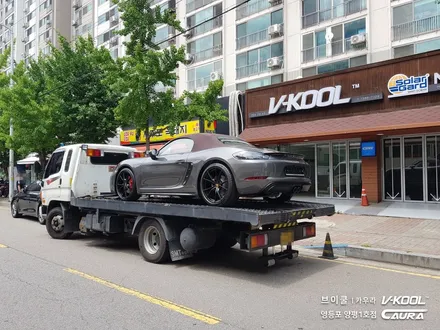 포르쉐 718 박스터 GTS 대표가 직접 시공하는 신차패키지 브이쿨 K썬팅 + 지테크닉 V4 유리막코팅 + 생활보호 PPF 브이쿨 카우라 영등포 양평1호점 솔라가드 1인시공점 / 서울 영등포구 양평동5가