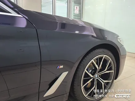 BMW 530i 대표가 직접 시공하는 본넷 PPF 라이트 휀다 ppf 오너프로 카우라 영등포 솔라가드 브이쿨 영등포ppf 목동ppf 영등포 PPF 카고영등포 카우라 영등포카고 / 서울 영등포구 양평동5가