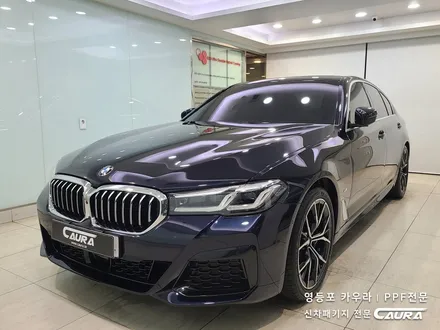 BMW 5시리즈 530i 대표가 직접 시공하는 본넷 도어 라이트PPF 영등포 카우라 영등포브이쿨양평1호점 솔라가드영등포 목동브이쿨 여의도 하버캠프영등포목동 마곡 용산 여의도ppf / 서울 영등포구 양평동5가
