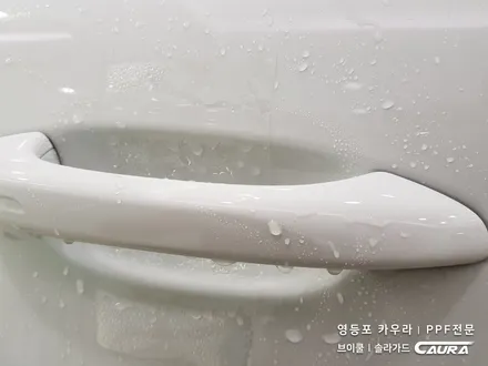 포르쉐 카이엔 대표가 직접 시공하는 브이쿨 K 썬팅+헤드라이트PPF 생활보호PPF+시트코팅 브이쿨 영등포 카우라 솔라가드 영등포 1인시공점 썬팅 1인시공 카이엔신차패키지 / 서울 영등포구 양평동5가