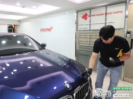BMW 530i 꼼꼼한 카우라가 시공한 솔라가드노블레스k+라이트PPF+유리막코팅+코로나살균+발수코팅 신차패키지 카우라영등포카고 솔라가드 양평점 브이쿨 목동 하버캠프 카우라신차패키지 / 서울 영등포구 양평동5가