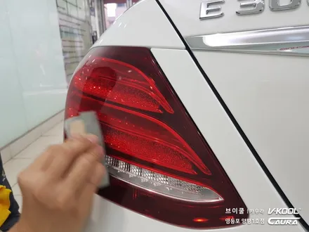 벤츠 E300 아방가르드 신차패키지 브이쿨 K 썬팅+지테크닉 exo 유리막코팅+PPF 브이쿨 영등포 양평1호점 영등포 카우라 솔라가드 영등포 브이쿨 목동브이쿨 여의도브이쿨 PPF / 서울 영등포구 양평동5가