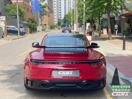 포르쉐 911 GTS 카민레드 찰떡 옵션 선택 전체 PPF 앞유리 돌빵 무적 윈드실드 하버캠프 세라믹본드 틴팅 아이나비 블랙박스 보조배터리 영등포 카우라 후기 실내PPF 성지 / 서울 영등포구 양평동5가