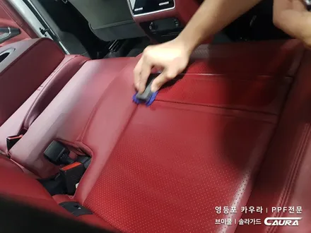 포르쉐 카이엔 대표가 직접 시공하는 브이쿨 K 썬팅+헤드라이트PPF 생활보호PPF+시트코팅 브이쿨 영등포 카우라 솔라가드 영등포 1인시공점 썬팅 1인시공 카이엔신차패키지 / 서울 영등포구 양평동5가