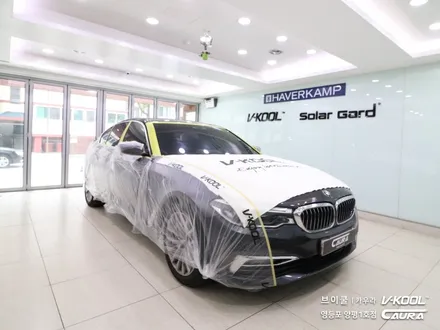 BMW 520d 대표가 직접 시공하는 브이쿨 k 썬팅 딜러표썬팅 제거 썬팅재시공 영등포 카우라 영등포솔라가드 카고 영등포점 caura 동호회인기썬팅 브이쿨 영등포양평1호점 하버캠프 / 서울 영등포구 양평동5가
