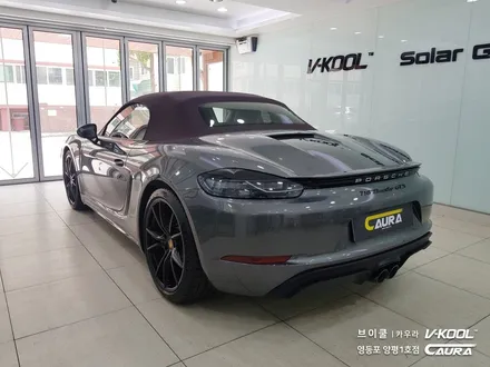 포르쉐 718 박스터 GTS 대표가 직접 시공하는 신차패키지 브이쿨 K썬팅 + 지테크닉 V4 유리막코팅 + 생활보호 PPF 브이쿨 카우라 영등포 양평1호점 솔라가드 1인시공점 / 서울 영등포구 양평동5가
