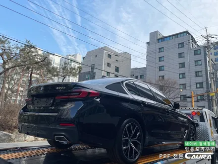 BMW 530e 카본블랙 돌빵무적 윈드실드 본넷 앞범퍼 실내 ppf 영등포 카우라 후기 영등포브이쿨 솔라가드 여의도 하버캠프영등포 목동점 당산 신차패키지 영등포 카포먼스 PPF성지 / 서울 영등포구 양평동5가
