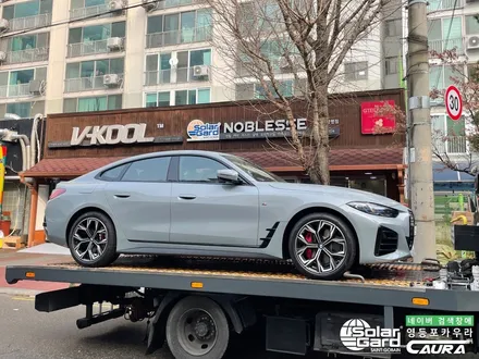 BMW 4시리즈 그란쿠페 420d 온라인 에디션 브루클린 그레이 솔라가드 새턴 본넷 ppf 앞범퍼ppf 영등포카우라 영등포브이쿨 솔라가드영등포 여의도 하버캠프영등포 당산 신차패키지 / 서울 영등포구 양평동5가