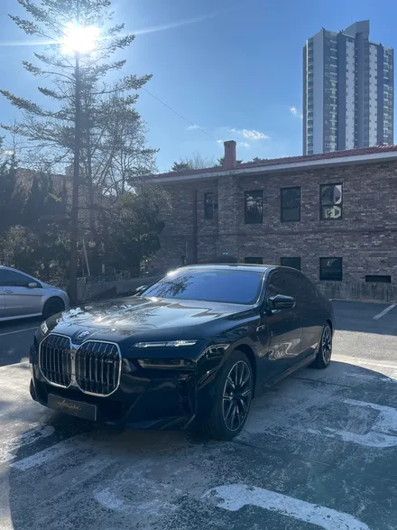 BMWi7 판교에 위치한 랩핑PPF전문점 아트더랩에서 크롬을 랩핑하여 포스있게 변신하기 / 성남 판교 분당구
