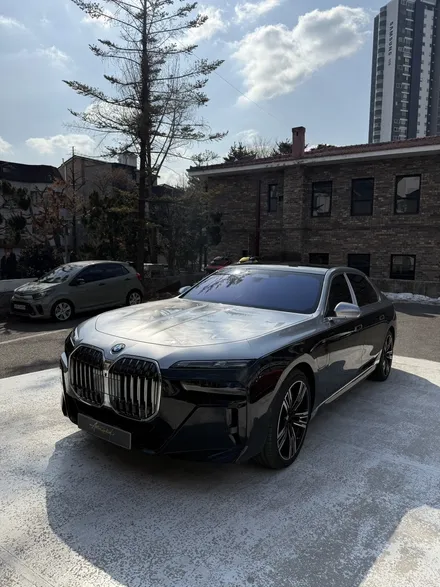 분당/판교 BMW7시리즈 상단실버투톤랩핑 하단부 전체ppf시공 듀오톤랩핑으로 럭셔리 업그레이드 / 성남 판교 분당구