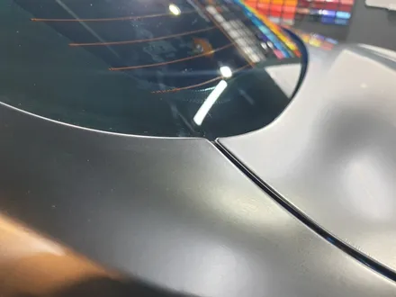 매력이 넘쳐서 담을 수가 없는, BMW 320 i 사틴 블랙 전체 및 루프 스킨 유광 블랙 랩핑 / 서초, 강남, 양재