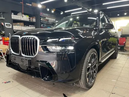 작업 하나로 확실한 익스테리어 맛집, BMW X7 크롬 딜리트(크롬 죽이기) 부분 랩핑 / 서초, 강남, 양재