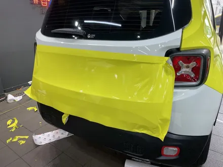 JEEP RENEGADE(지프 레니게이드), 루시드 옐로 전체 랩핑 및 사틴 블랙 부분 랩핑 강남 양재동 자동차 드레스 업 전문 쪼군샵 / 서초, 강남, 양재