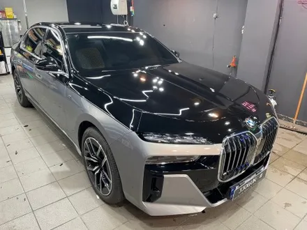 순정답게!! BMW 740 i, KF21 블랙 PPF 듀오톤(투톤) 시공 / 서초, 강남, 양재