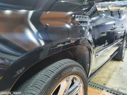 대형 SUV [ 캐딜락 에스컬레이드 ESV 플래티넘 ] : 에이버리 슈프림 유광 블랙 전체 랩핑 시공 강남 양재동 랩핑 PPF 전문샵 / 서초, 강남, 양재