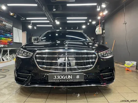신차 컨디션으로 유지할 수 있는 메르세데스-벤츠 S 500 앞뒤 범퍼 부분 PPF, 강남 양재동 자동차 드레스 업 전문 쪼군샵 / 서초, 강남, 양재