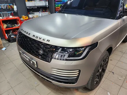 레인지로버 보그, Matte Gray Aluminum(매트 그레이 알루미늄) 전체 래핑 + 블랙 패키지 / 서초, 강남, 양재
