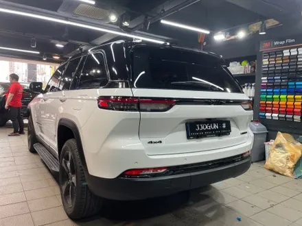 JEEP, 그랜드 체로키 블랙 PPF 루프 스킨 시공 / 서초, 강남, 양재