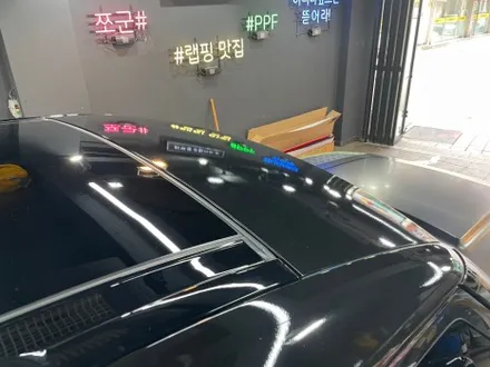독보적인 오프로드 랜드로버 디펜더 75주년 한정판 모델, 블랙 패키지 및 부분 랩핑 / 서초, 강남, 양재