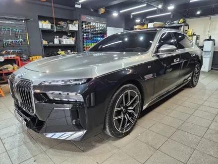 강남 양재 자동차 랩핑, BMW 740 d 듀오톤 투톤 랩핑 / 강남구 역삼동