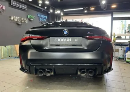 역삼동 자동차 랩핑, BMW M4, 무광 PPF 시공 후 사틴 블랙 전체 랩핑 보험 처리 / 서초, 강남, 양재
