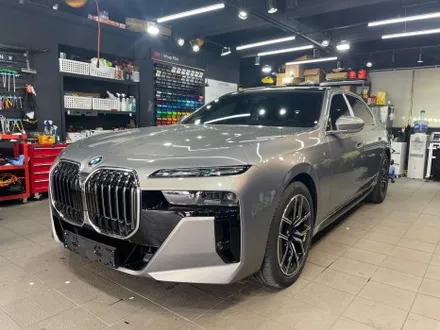 강렬한 인상을 보여주는 BMW 740d, 듀오톤(투톤) 블랙 PPF 시공 / 서초, 강남, 양재