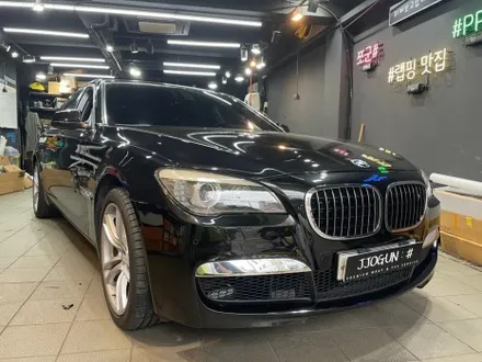 랩핑 맛집, 쪼군샵 BMW 740 LI 크롬 딜리트(크롬 죽이기) 시공, / 서초, 강남, 양재