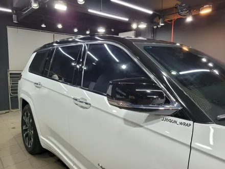 JEEP GRAND CHEROKEE L OVERLAND, 루프 스킨 부분 랩핑 시공, 자동차 드레스 업 전문 _ 쪼군샵 / 서초, 강남, 양재