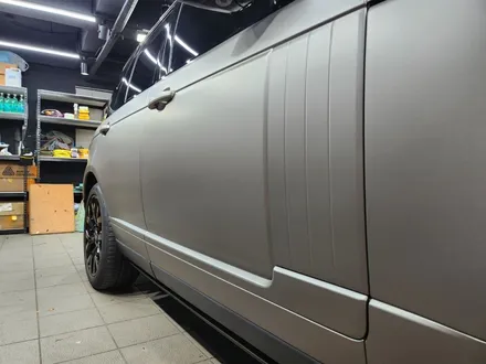 레인지로버 보그, Matte Gray Aluminum(매트 그레이 알루미늄) 전체 래핑 + 블랙 패키지 / 서초, 강남, 양재