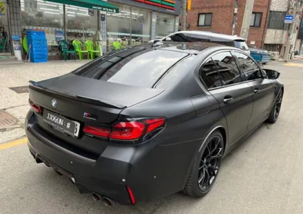 영롱한 컬러 변화를 가질 수 있는 BMW M5 전체 무광 PPF / 서초, 강남, 양재