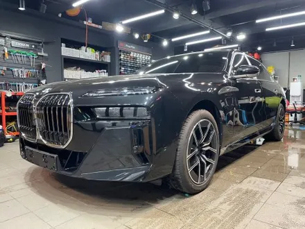 BMW 740 i 전체 무광 PPF 및 크롬 딜리트(크롬 죽이기) 시공 / 서초, 강남, 양재