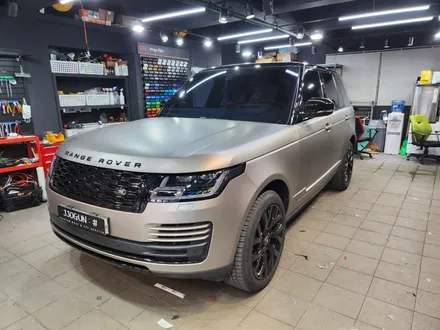 레인지로버 보그, Matte Gray Aluminum(매트 그레이 알루미늄) 전체 래핑 + 블랙 패키지 / 서초, 강남, 양재