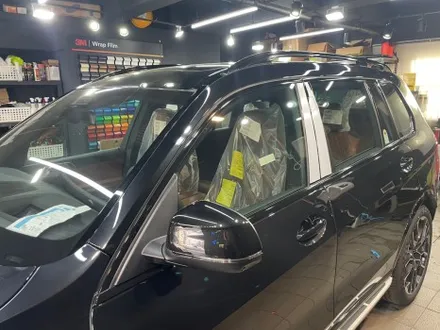 작업 하나로 확실한 익스테리어 맛집, BMW X7 크롬 딜리트(크롬 죽이기) 부분 랩핑 / 서초, 강남, 양재