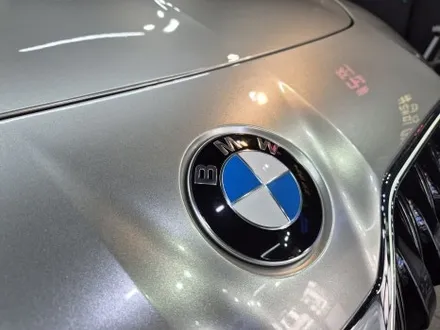 BMW 740 i 글로시 메탈릭 리퀴드 실버 듀오톤(투톤)랩핑 / 강남구 역삼동