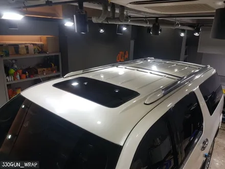 대형 SUV [ 캐딜락 에스컬레이드 ESV 플래티넘 ] : 에이버리 슈프림 유광 블랙 전체 랩핑 시공 강남 양재동 랩핑 PPF 전문샵 / 서초, 강남, 양재