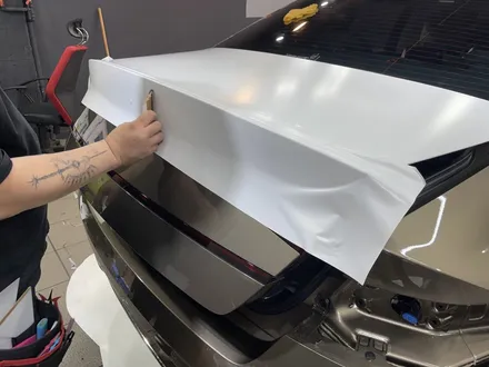제네시스 G90, Avery Satin White(에이버리 사틴 화이트) 전체 랩핑 강남 양재동 자동차 드레스 업 전문 쪼군샵 / 서초, 강남, 양재