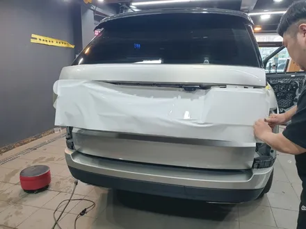 레인지로버 오토바이오그래피, 3M 유광 화이트 전체 랩핑 시공!! / 서초, 강남, 양재