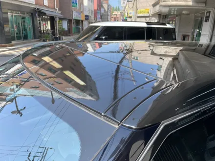 레인지로버 이보크 루프 스킨 및 사이드미러 상단 랩핑으로 투톤 연출 가능 / 서초, 강남, 양재