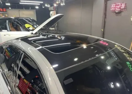 BMW 530e 루프 스킨 및 실내 카본 랩핑 시공 / 서초, 강남, 양재
