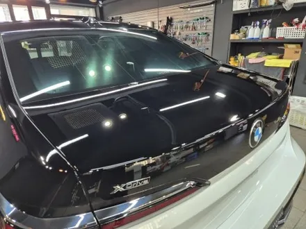 화이트 앤 블랙, 순정처럼 듀오톤(투톤) 블랙 PPF 시공, BMW 740 i / 강남구 역삼동
