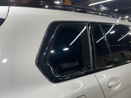 역삼동 자동차 드레스 업 전문, BMW X7 크롬 딜리트(크롬 죽이기) 부분 랩핑 시공 / 서초, 강남, 양재