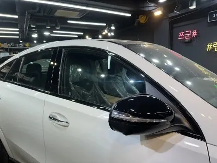 강남 양재동 자동차 랩핑, 메르세데스 벤츠 CLE 45 크롬 딜리트(크롬 죽이기) 부분 랩핑 / 강남구 역삼동