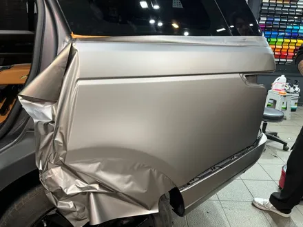 레인지로버 보그, Matte Gray Aluminum(매트 그레이 알루미늄) 전체 래핑 + 블랙 패키지 / 서초, 강남, 양재