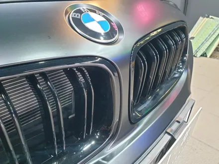 매력이 넘쳐서 담을 수가 없는, BMW 320 i 사틴 블랙 전체 및 루프 스킨 유광 블랙 랩핑 / 서초, 강남, 양재