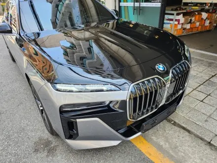 강렬한 인상을 보여주는 BMW 740d, 듀오톤(투톤) 블랙 PPF 시공 / 서초, 강남, 양재