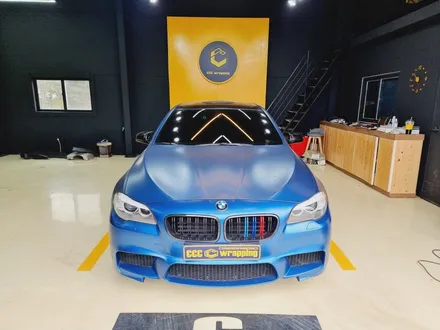 [씨씨씨랩핑]  BMW 5시리즈 단종필름으로 인하여 전체랩핑 제거후 재시공 / 구리시 사노동